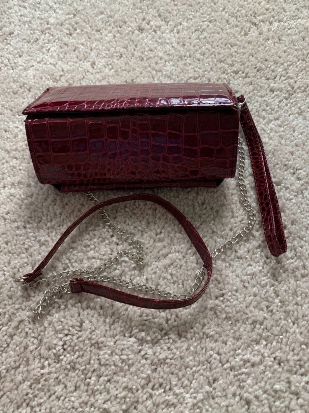 Faux Croc-Embossed Leather Red/Burgundy Shoulder Bag